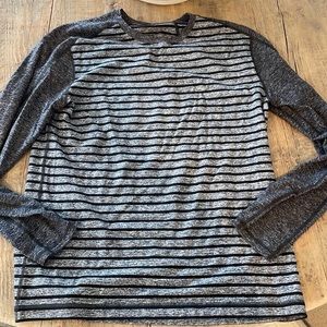 Men’s lululemon long sleeve